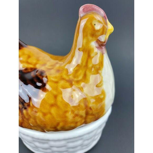 Vintage Hen Chicken Sitting on Woven White Basket Ceramic Container Portugal - Picture 2 of 12